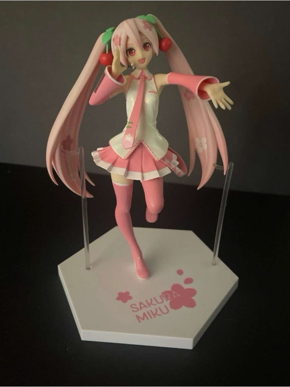 Sakura Pink & White Sakura Miku Figure by Sakura